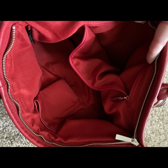 Red hand bag - Picture 5 of 7